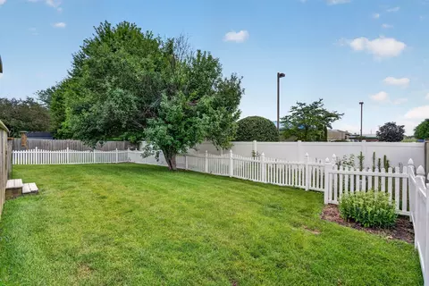 Exterior - 4711 Mallard Ln, Plainfield, IL 60586 photo 5 of 10