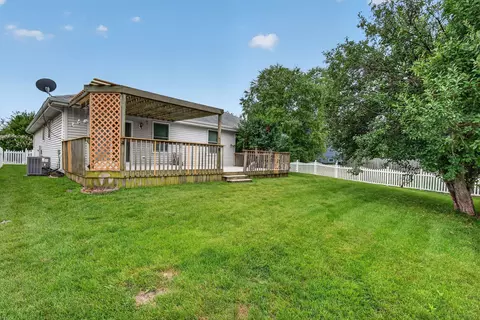 Exterior - 4711 Mallard Ln, Plainfield, IL 60586 photo 4 of 10
