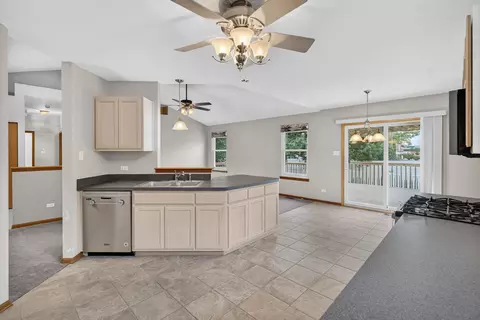 Other - 4711 Mallard Ln, Plainfield, IL 60586 photo 6 of 10