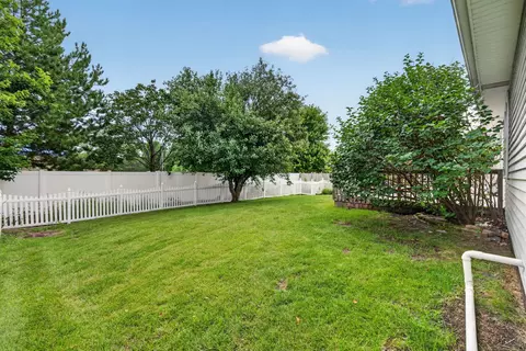 Exterior - 4711 Mallard Ln, Plainfield, IL 60586 photo 2 of 10