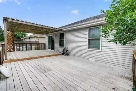 Exterior - 4711 Mallard Ln, Plainfield, IL 60586 photo 7 of 10