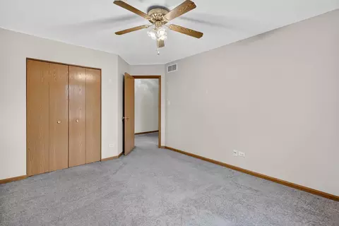 Bedroom - 4711 Mallard Ln, Plainfield, IL 60586 photo 4 of 6