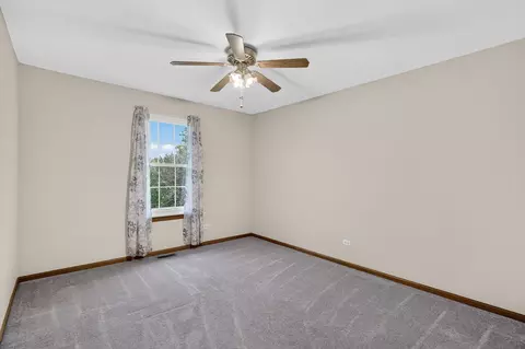 Bedroom - 4711 Mallard Ln, Plainfield, IL 60586 photo 3 of 6