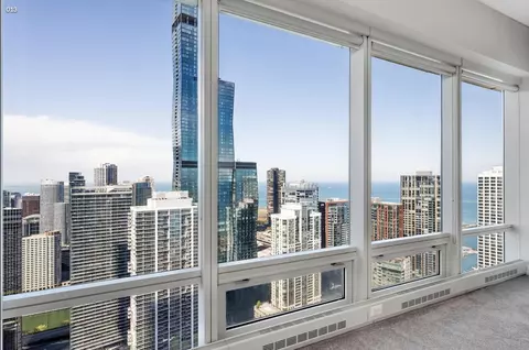View/Area - 340 E Randolph St #4802, Chicago, IL 60601 photo 1 of 6