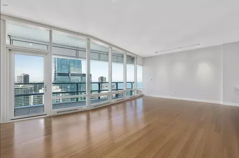 Living - 340 E Randolph St #4802, Chicago, IL 60601 photo 3 of 6