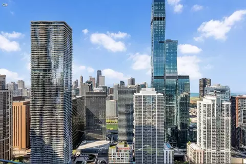 View/Area - 340 E Randolph St #4802, Chicago, IL 60601 photo 3 of 6