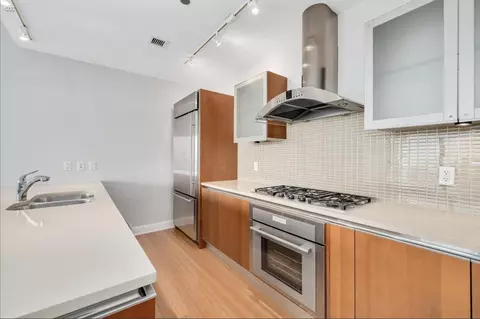 Kitchen - 340 E Randolph St #4802, Chicago, IL 60601 photo 2 of 2