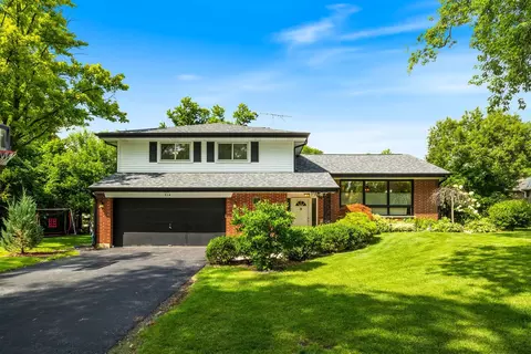 514 Eldon Pl, Downers Grove, IL 60516