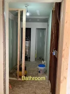 Bath - 307 E Chestnut St, Allerton, IL 61810 photo 1 of 1