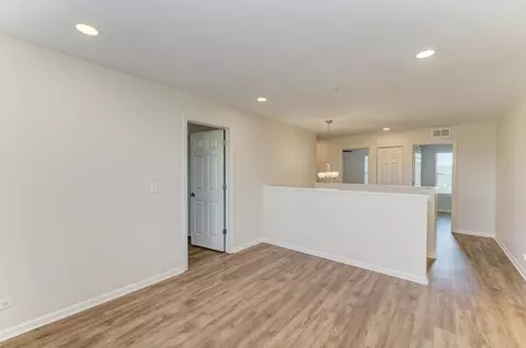 Entry Way - 1515 Elysium Dr, Minooka, IL 60447 photo 3 of 4