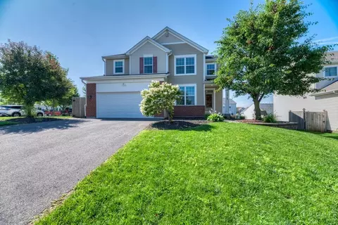 1515 Elysium Dr, Minooka, IL 60447