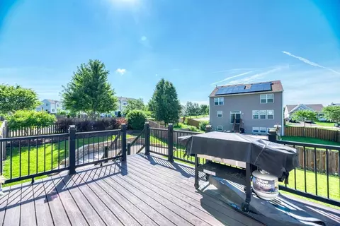 Exterior - 1515 Elysium Dr, Minooka, IL 60447 photo 3 of 6