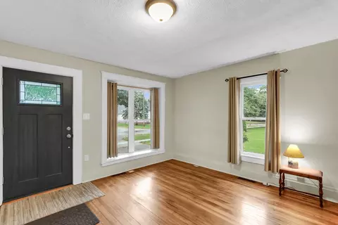Entry Way - 205 E South St, Mansfield, IL 61854 photo 1 of 1