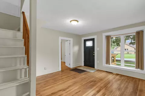 Living - 205 E South St, Mansfield, IL 61854 photo 2 of 3