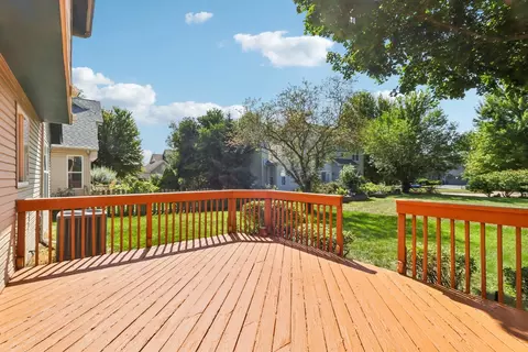 Exterior - 4051 Tansy Rd, Aurora, IL 60504 photo 5 of 9