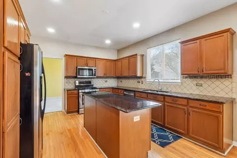 Kitchen - 4051 Tansy Rd, Aurora, IL 60504 photo 1 of 6