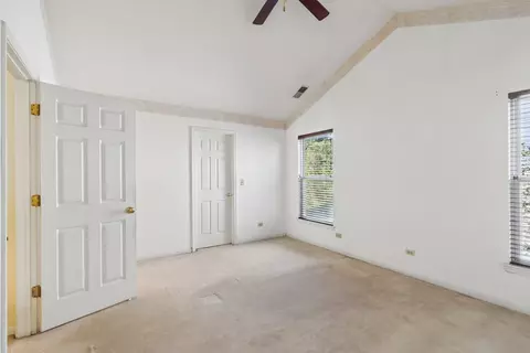 Bedroom - 4051 Tansy Rd, Aurora, IL 60504 photo 5 of 11
