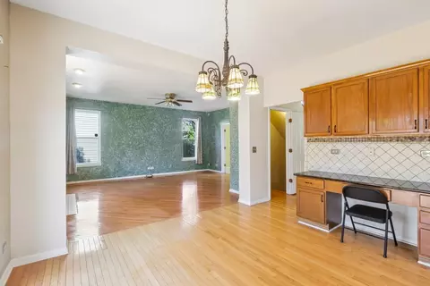Living - 4051 Tansy Rd, Aurora, IL 60504 photo 5 of 6