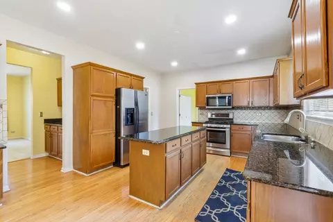 Kitchen - 4051 Tansy Rd, Aurora, IL 60504 photo 2 of 6