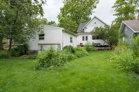 Exterior - 908 S Fell Ave, Normal, IL 61761 photo 6 of 7