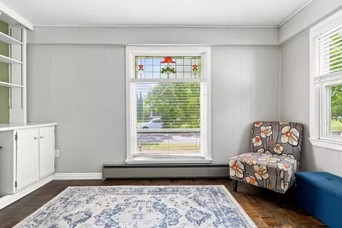 Living - 908 S Fell Ave, Normal, IL 61761 photo 3 of 4