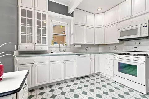 Kitchen - 908 S Fell Ave, Normal, IL 61761 photo 2 of 3