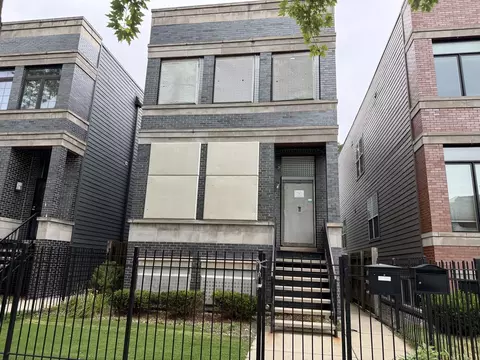 544 E 46th Pl, Chicago, IL 60653