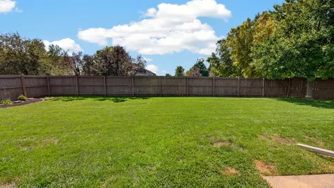 Exterior - 4003 Rockledge Rd, Bloomington, IL 61705 photo 8 of 10