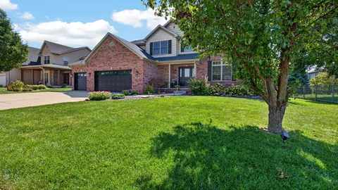 Exterior - 4003 Rockledge Rd, Bloomington, IL 61705 photo 9 of 10