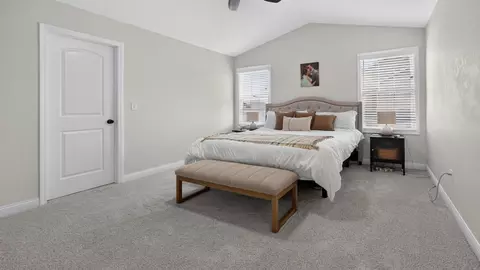 Bedroom - 4003 Rockledge Rd, Bloomington, IL 61705 photo 3 of 11