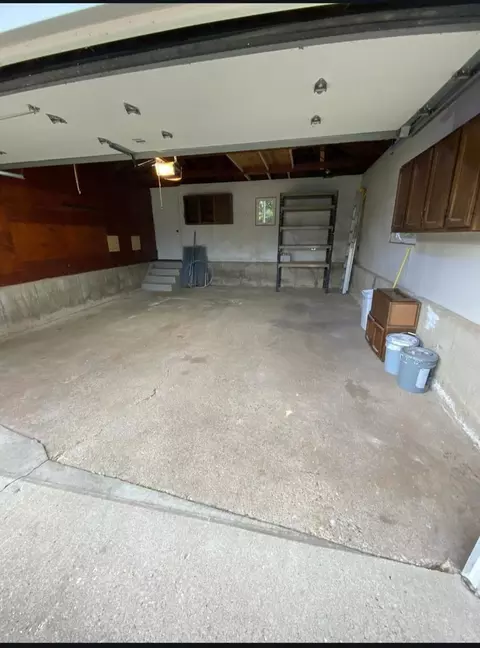Exterior - 914 Oakleaf Ave, Mchenry, IL 60051 photo 8 of 8
