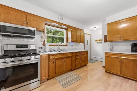 Kitchen - 14721 Lakeside Ave, Dolton, IL 60419 photo 1 of 2