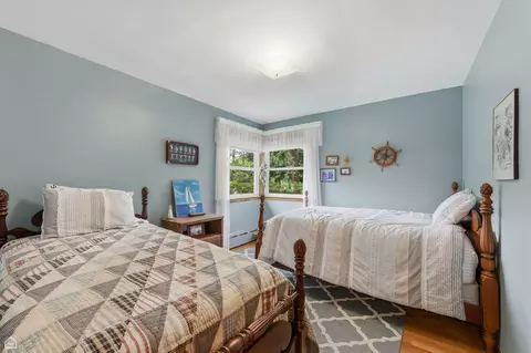 Bedroom - 14721 Lakeside Ave, Dolton, IL 60419 photo 1 of 4