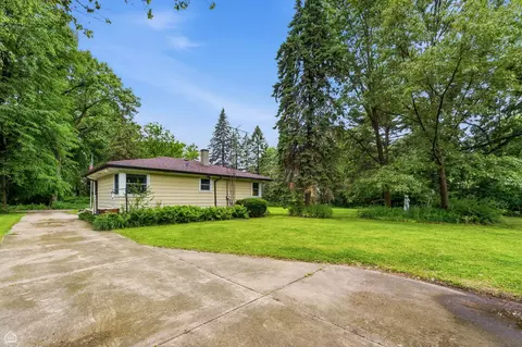 Exterior - 14721 Lakeside Ave, Dolton, IL 60419 photo 2 of 3