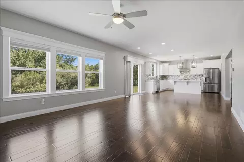Living - 205 Eldon Dr, Downs, IL 61736 photo 2 of 3