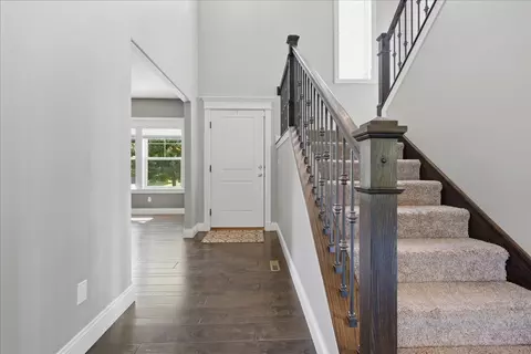 Entry Way - 205 Eldon Dr, Downs, IL 61736 photo 4 of 10