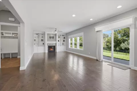 Living - 205 Eldon Dr, Downs, IL 61736 photo 1 of 3