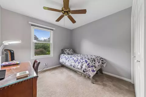 Bedroom - 2860 Weld Rd, Elgin, IL 60124 photo 2 of 3