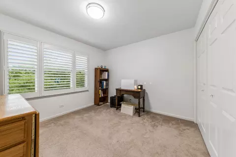 Bedroom - 2860 Weld Rd, Elgin, IL 60124 photo 3 of 3