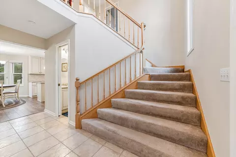 Entry Way - 2860 Weld Rd, Elgin, IL 60124 photo 1 of 1