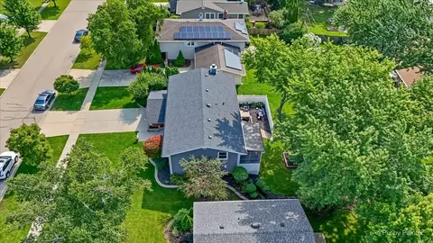 View/Area - 1255 Mayfield Ln, Hoffman Estates, IL 60169 photo 9 of 9