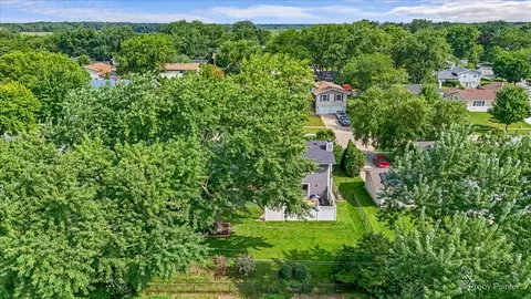 View/Area - 1255 Mayfield Ln, Hoffman Estates, IL 60169 photo 7 of 9