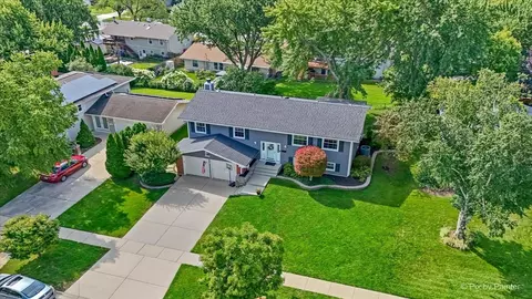 View/Area - 1255 Mayfield Ln, Hoffman Estates, IL 60169 photo 1 of 9