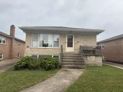 5913 W 89th St, Oak Lawn, IL 60453