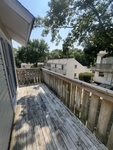 Exterior - 89 Maude Ave, Fox Lake, IL 60020 photo 1 of 7