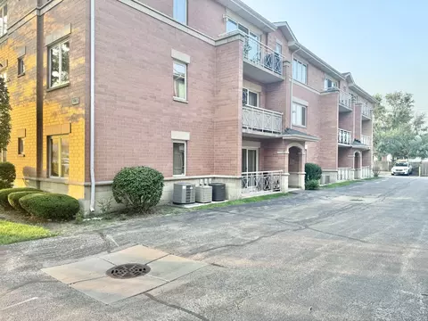 5965 N Northwest Hwy #101, Chicago, IL 60631