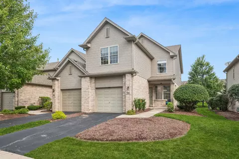 9046 Mansfield Dr, Tinley Park, IL 60487