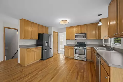 Kitchen - 2072 Norwich Dr, Bartlett, IL 60103 photo 1 of 4