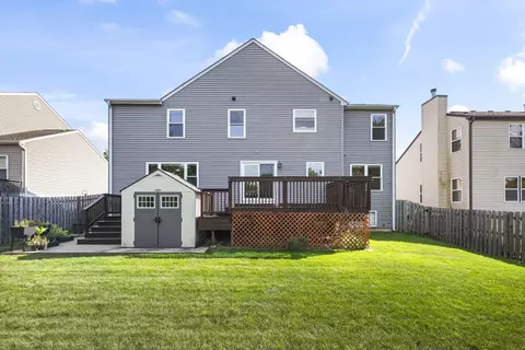 Exterior - 2072 Norwich Dr, Bartlett, IL 60103 photo 4 of 8