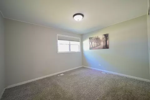 Bedroom - 2703 Cardinal Dr, Rolling Meadows, IL 60008 photo 2 of 4